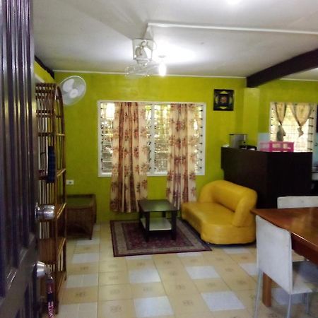 Island Home Honiara Esterno foto