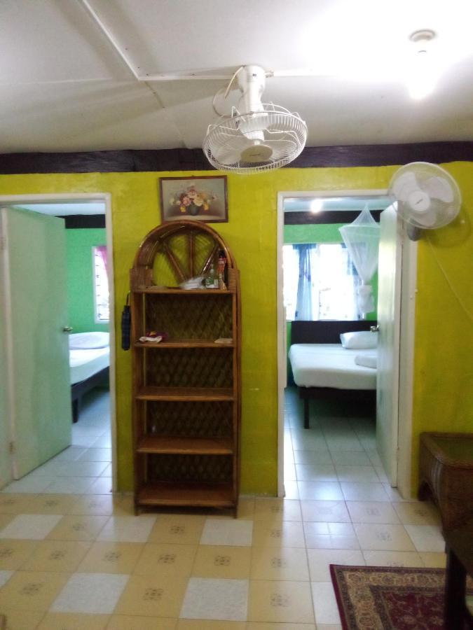 Island Home Honiara Esterno foto